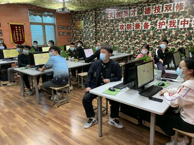 筑牢網絡“防火墻”、普及安全“防身術” 紅客訓練營在行動